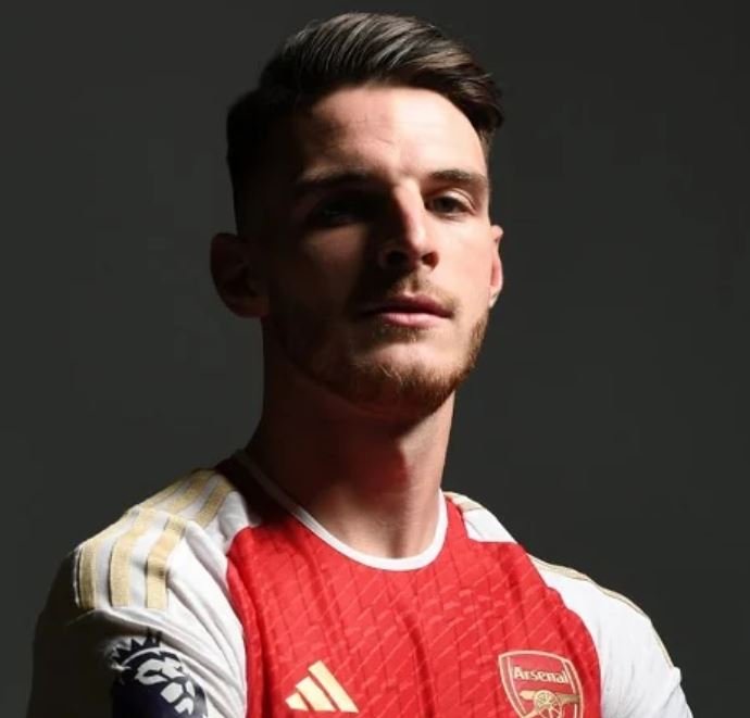 Arsenal unveiled new player, Rice, with Nigerian rapper Odumodublvck’s song