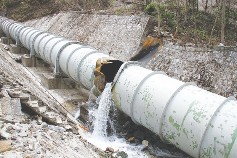 Navy uncovers crude theft on Lagos vandalised pipeline