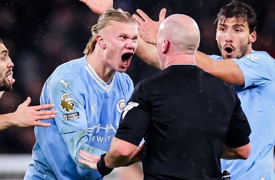 Man City fined $150,000 after Haaland, players surround ref