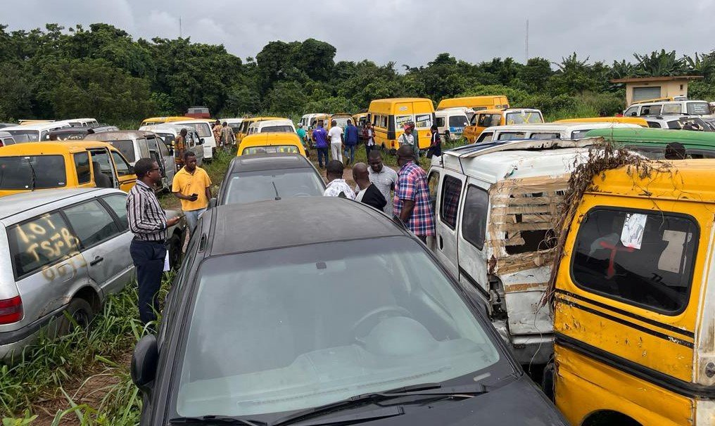 LASTMA impounds 30 vehicles over illegal parking, other traffic offences