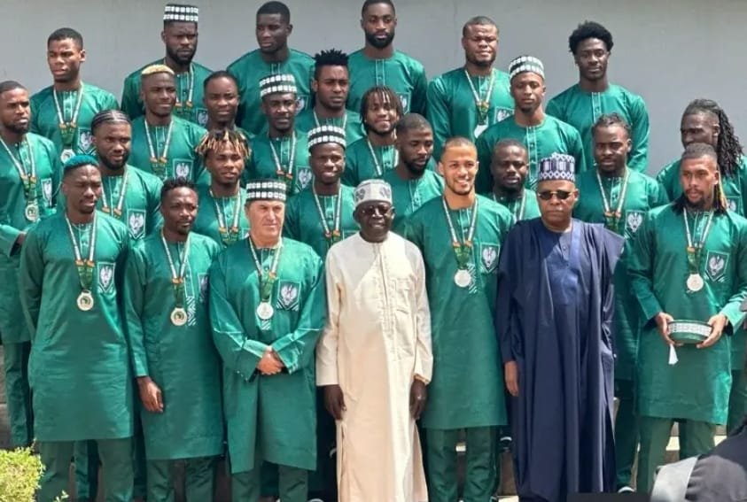 Tinubu meets Super Eagles players, confers national honour of MON