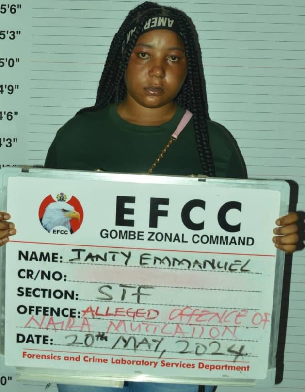 Naira abuse: EFCC arrests woman for spraying N1000 notes